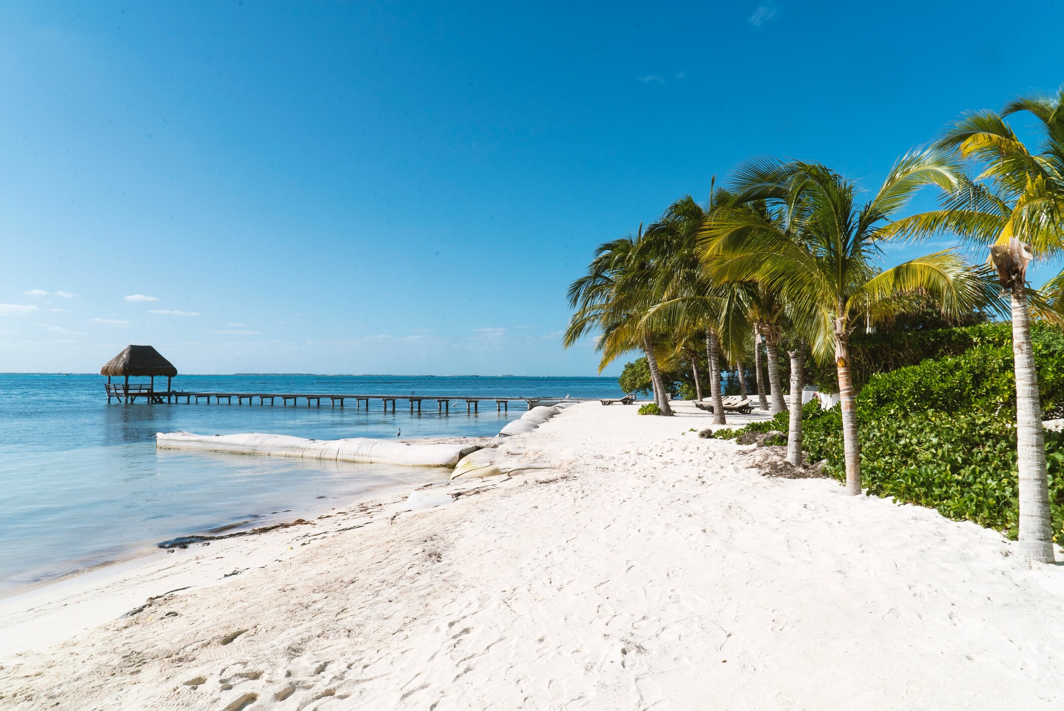 Cancún playa de arena blanca en México