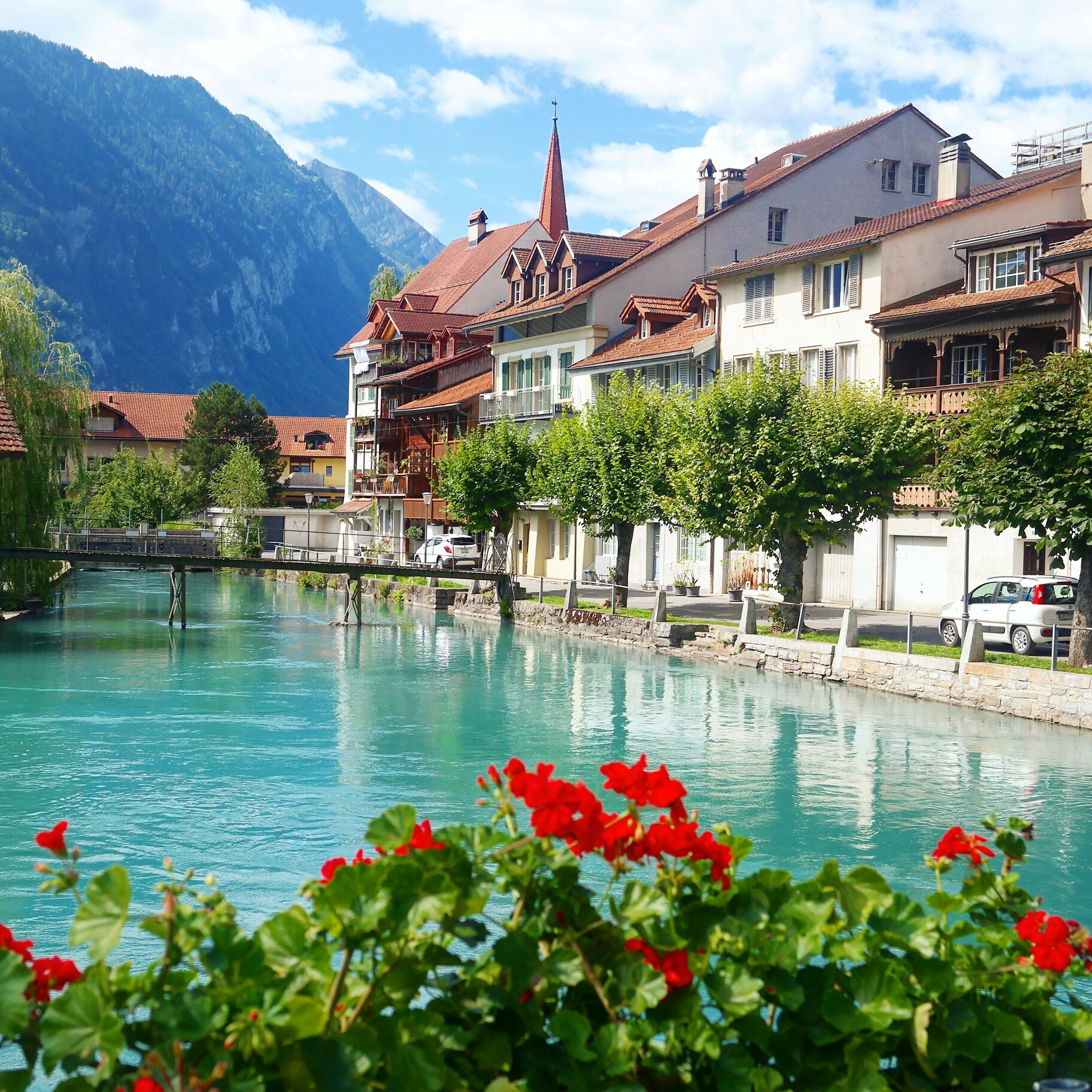 Interlaken pueblo bonito de Suiza